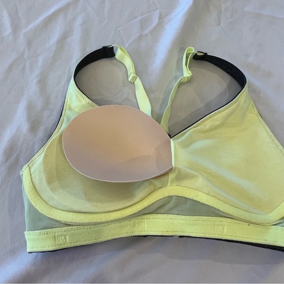 Lucy High Impact Adjustable Workout Sports Bra w/Removable Pads Size Medium EUC - Picture 11 of 14